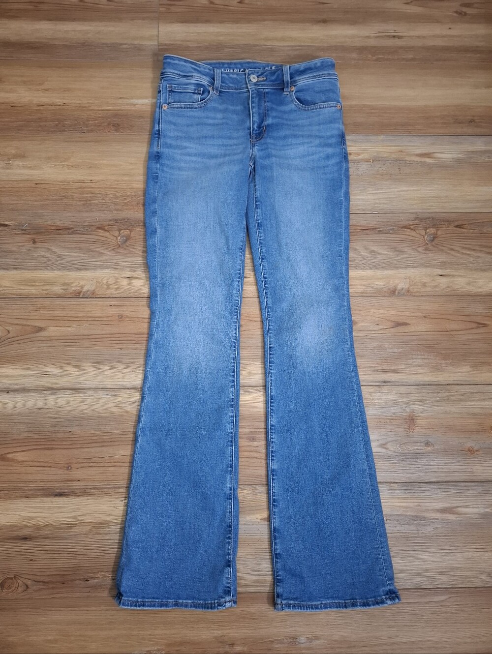 American Eagle Jeans Womens 6 Long Blue Kick Boot Mid Rise Denim